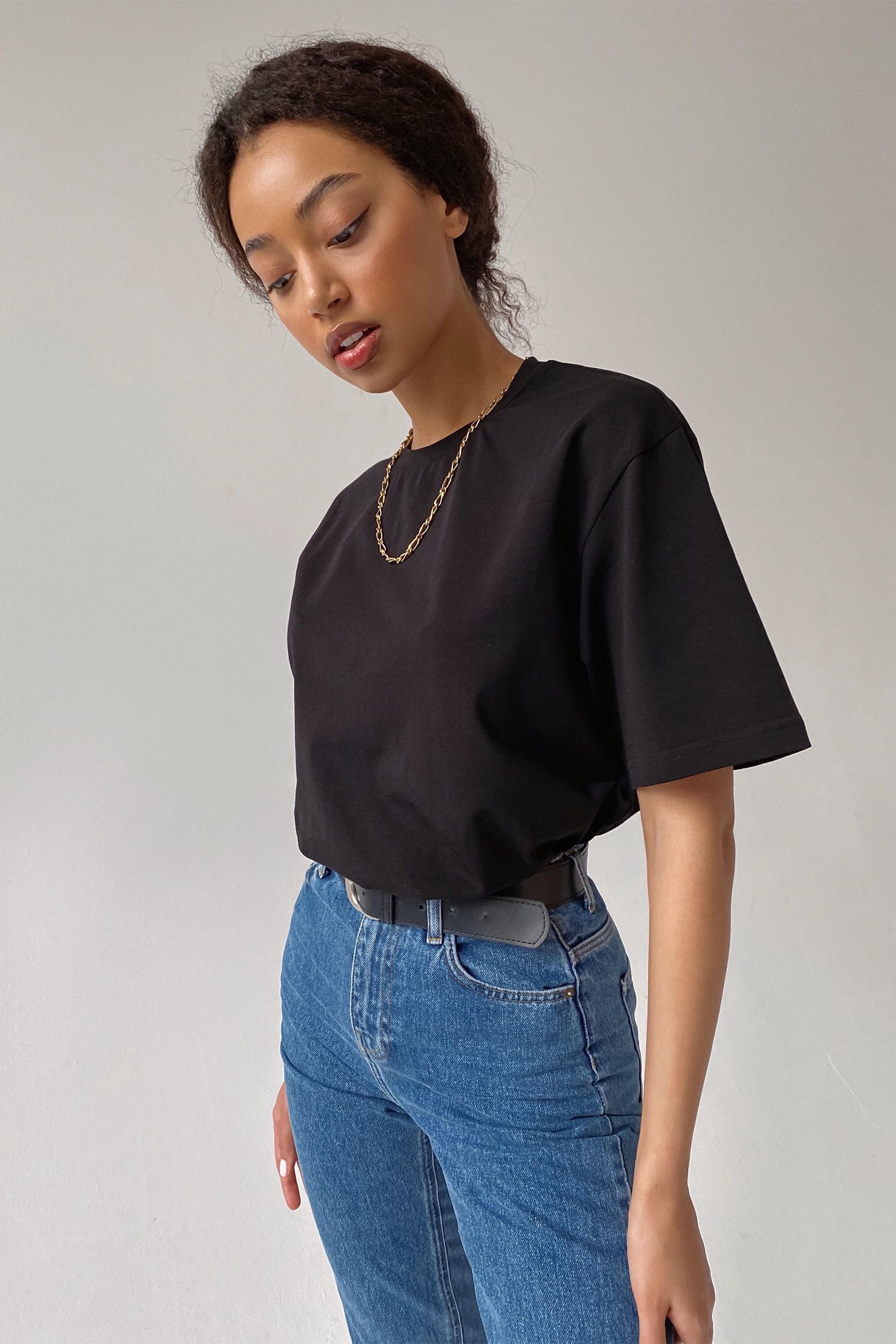 Футболка oversize черная - THE LACE