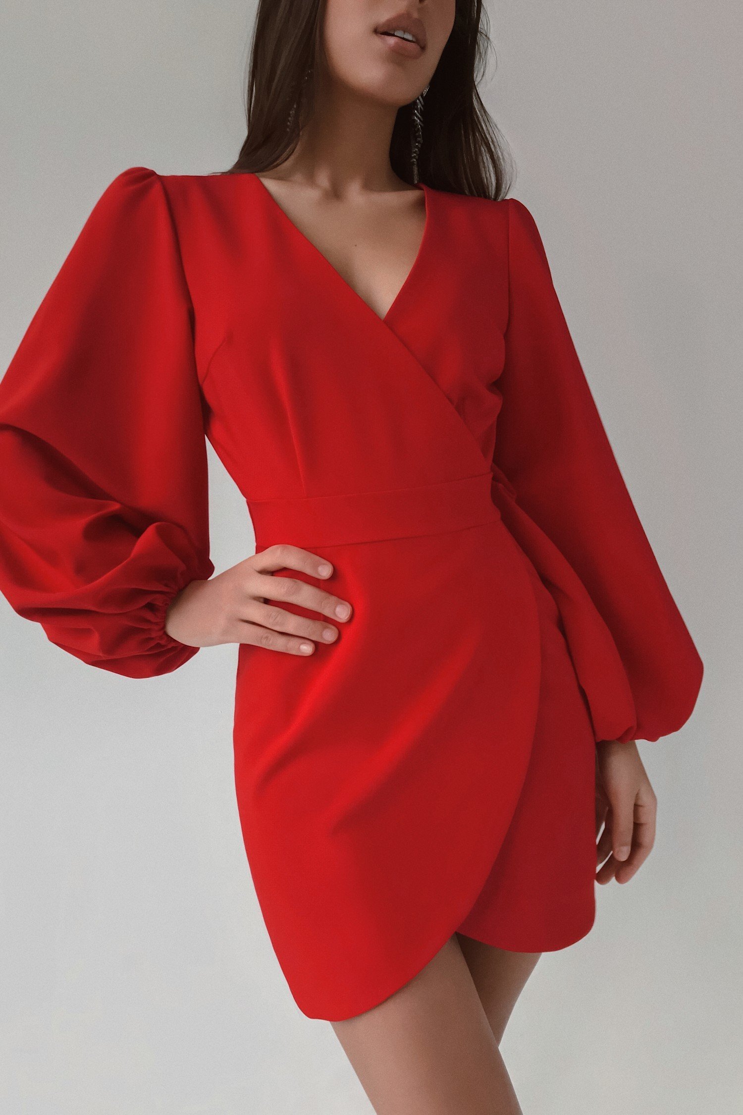Платье мини с объемным рукавом красное - THE LACE фото 73734