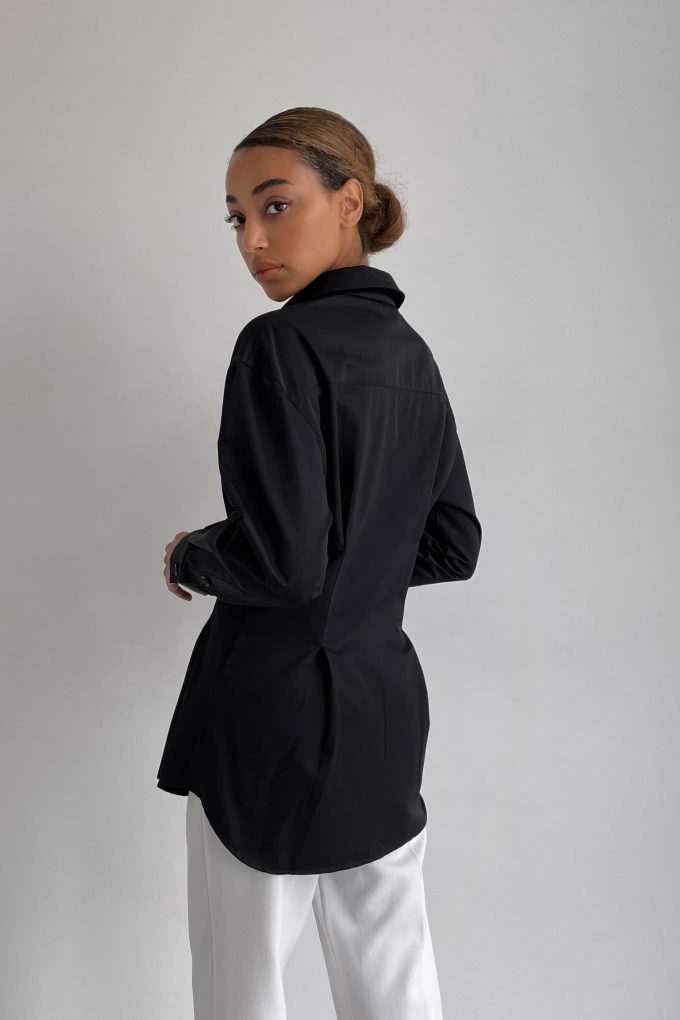 Shirt with tucks in black