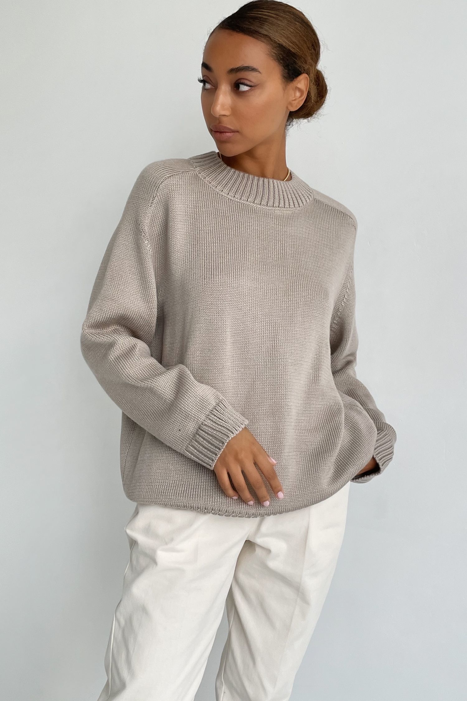 Wool blend straight fit sweater in beige