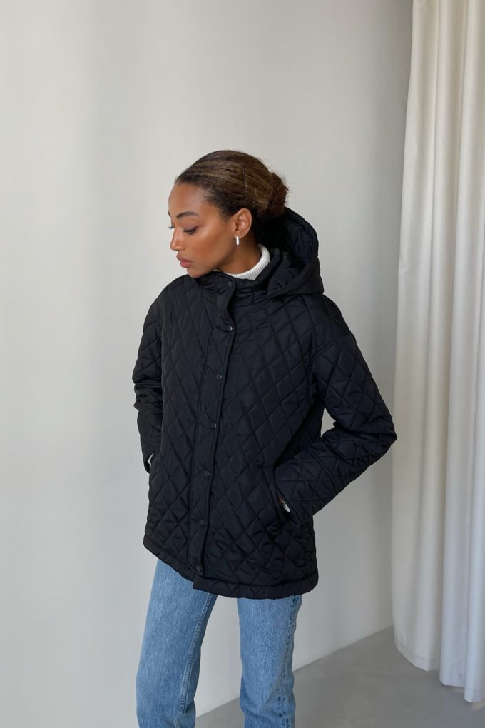 Quilted jacket in black