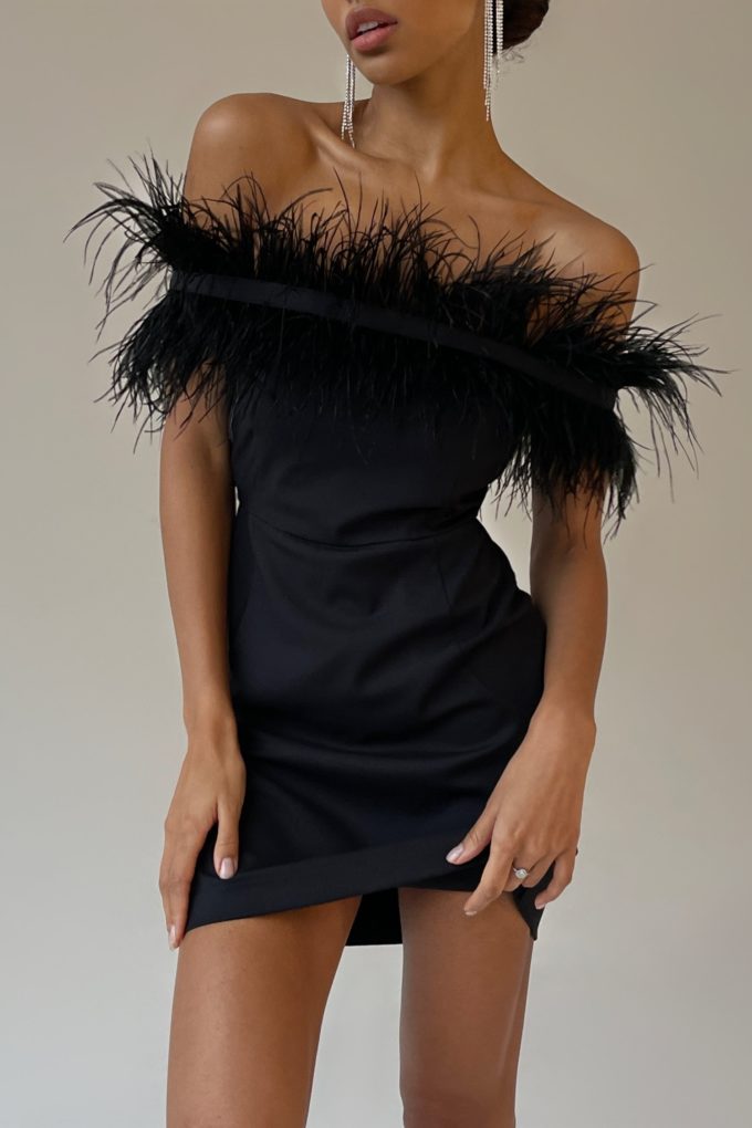 Платье мини с перьями черное - THE LACE