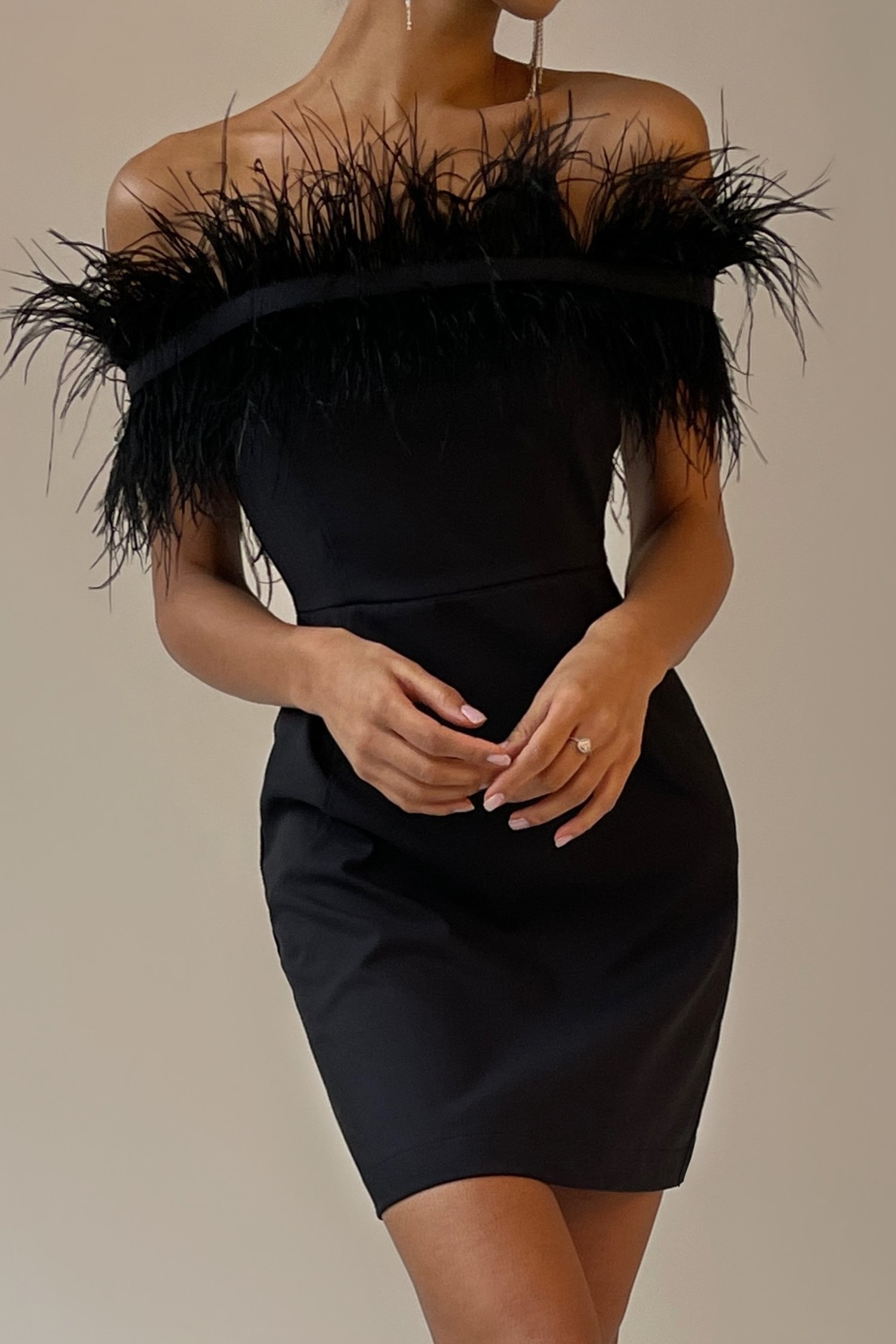 Платье мини с перьями черное - THE LACE photo 98201