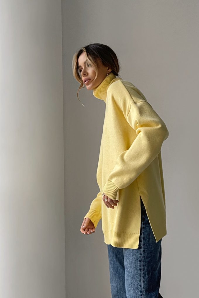 Knitted sweater in yellow