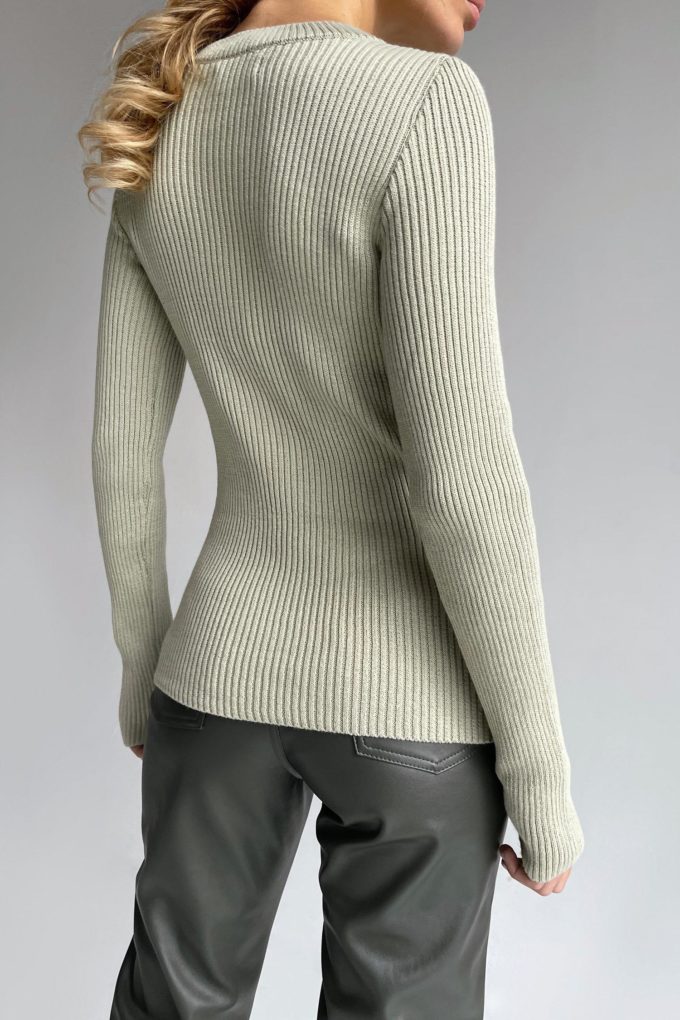 Knitted jumper in pistacchio