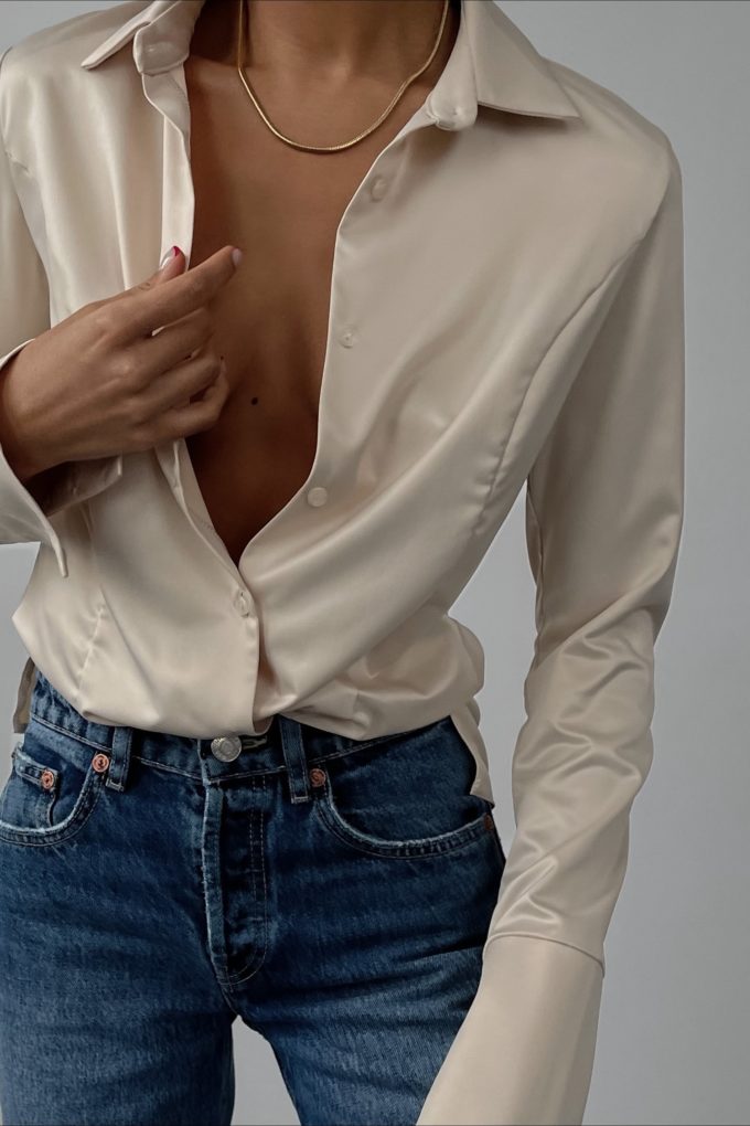 Блуза с широкими манжетами кремовая - THE LACE