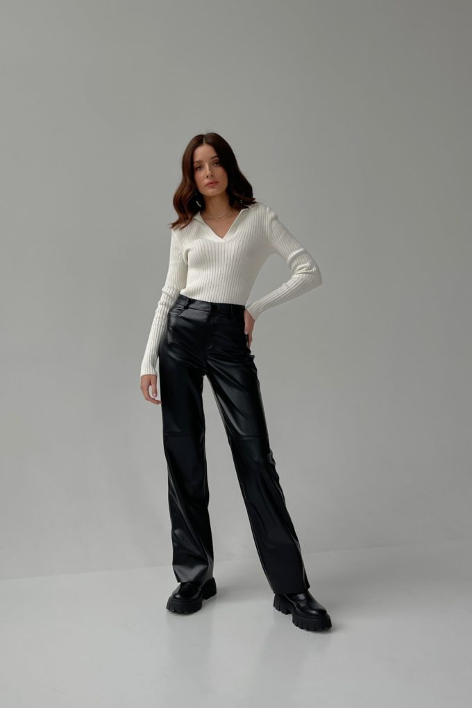 Faux leather straight pants in black