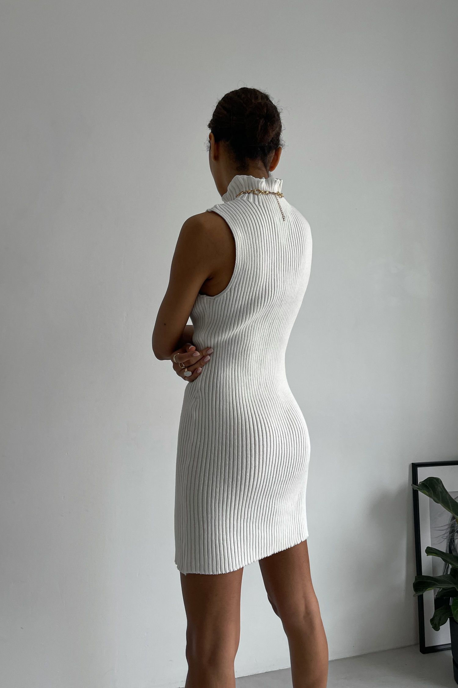Трикотажна сукня міні молочна - THE LACE фото 105704