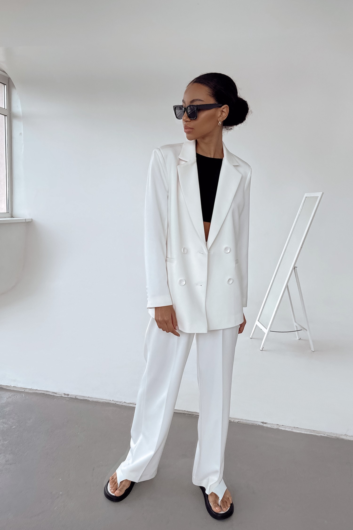 Oversized blazer in white