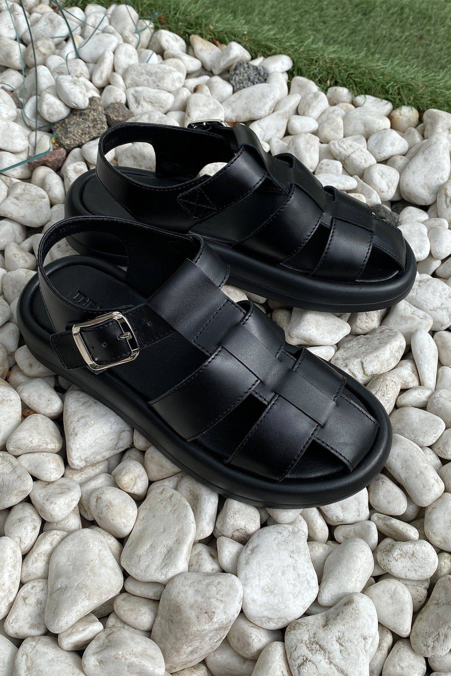 Шкіряні сандалі рибацькі чорні - THE LACE photo 108736