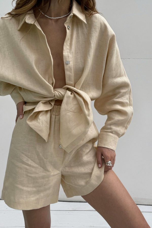 Oversize linen shirt in cream