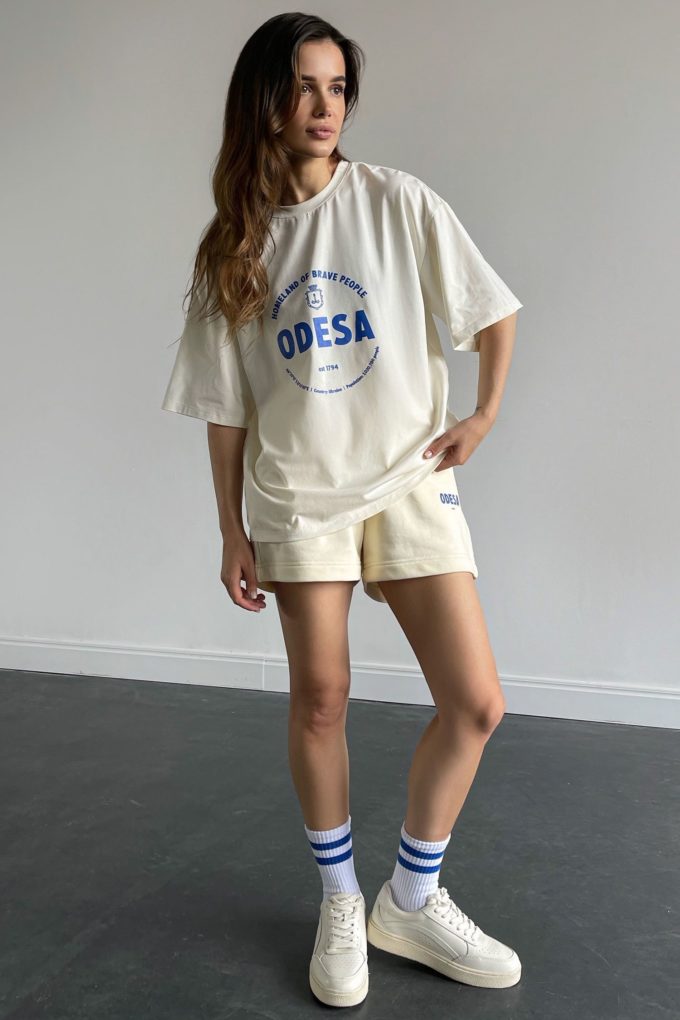Shorts with Odesa print in milk