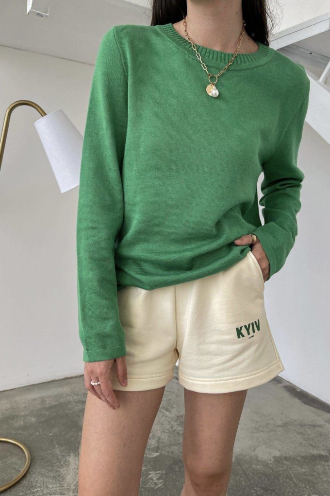 Knitted jumper in green