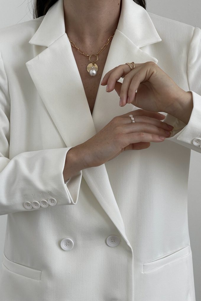 Oversized blazer in white