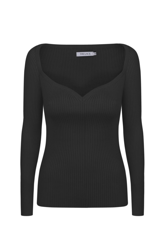 Jumper with shaped cut in black
