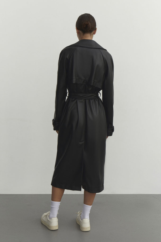 Faux leather oversized trenchcoat in black photo 2