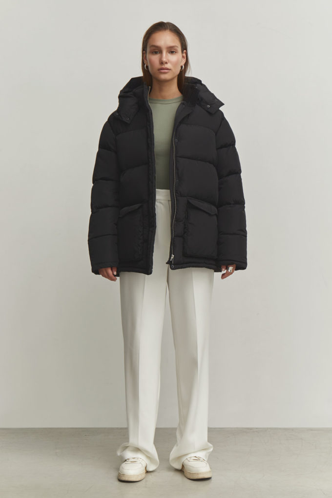 Boyfriend style winter jacket in black photo 2