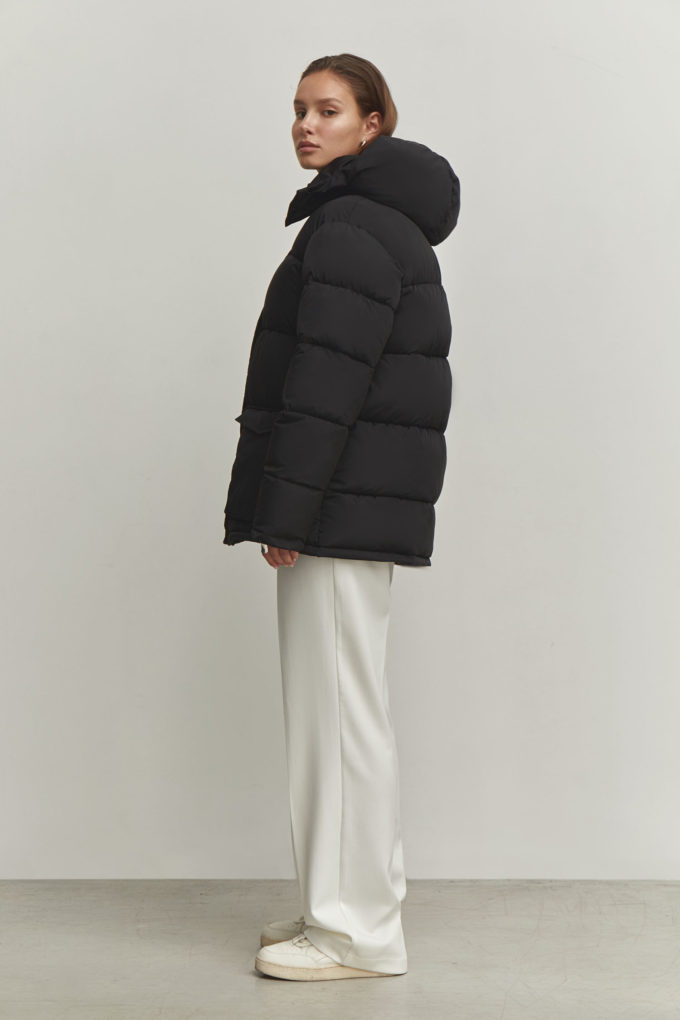 Boyfriend style winter jacket in black photo 3