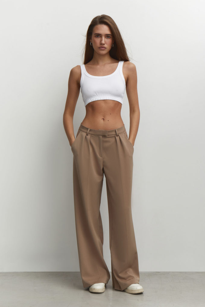 Low-waisted palazzo pants in cappuccino photo 2