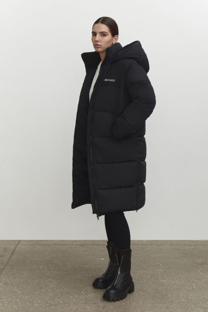 Long winter jacket with side zippers in black photo 5