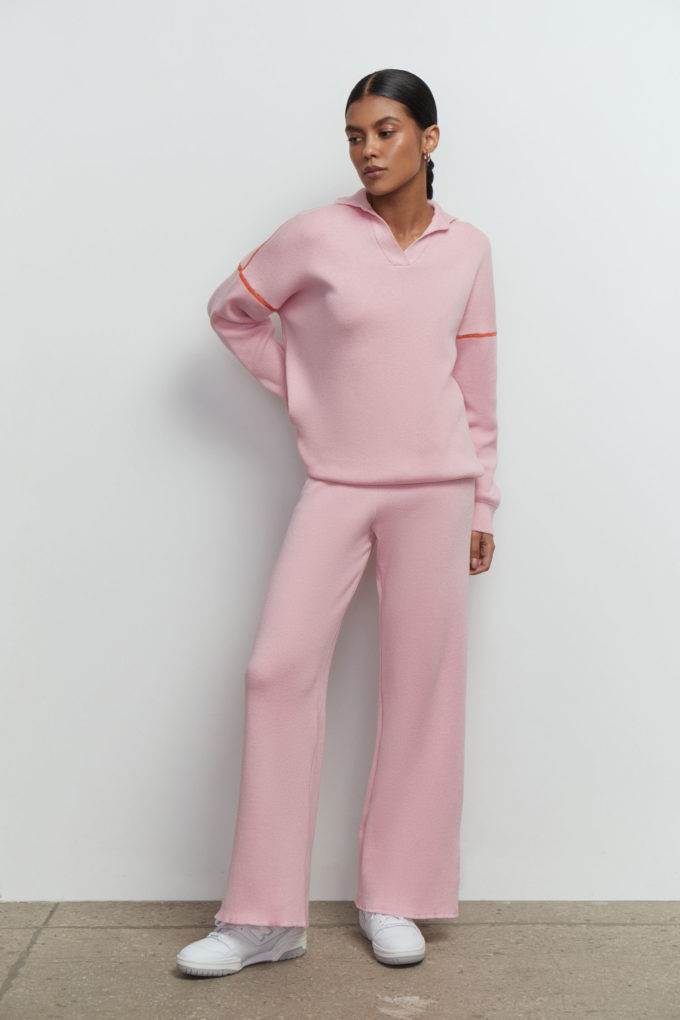 Knitted pants with cuts in pink photo 2