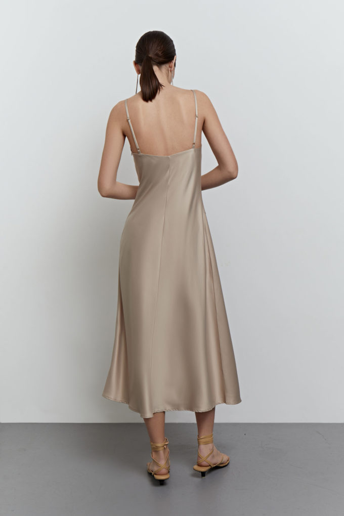 Сукня-комбінація з розрізом бежева фото 3