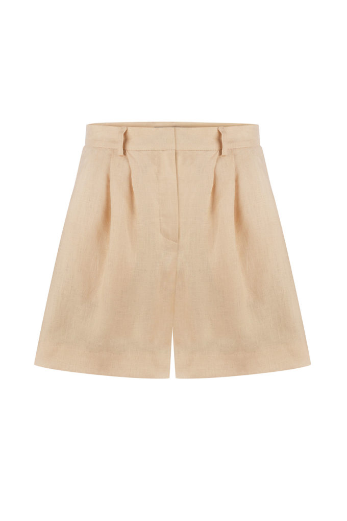 Shorts with tucks in ivory photo 5