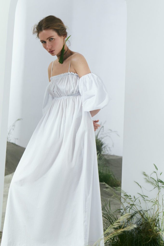 Сукня міді зі спущеними плечима молочна (eco) - THE LACE фото 158932