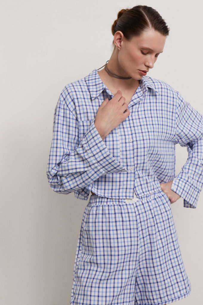 Oversized short cotton shirt in blue check (eco) photo 2