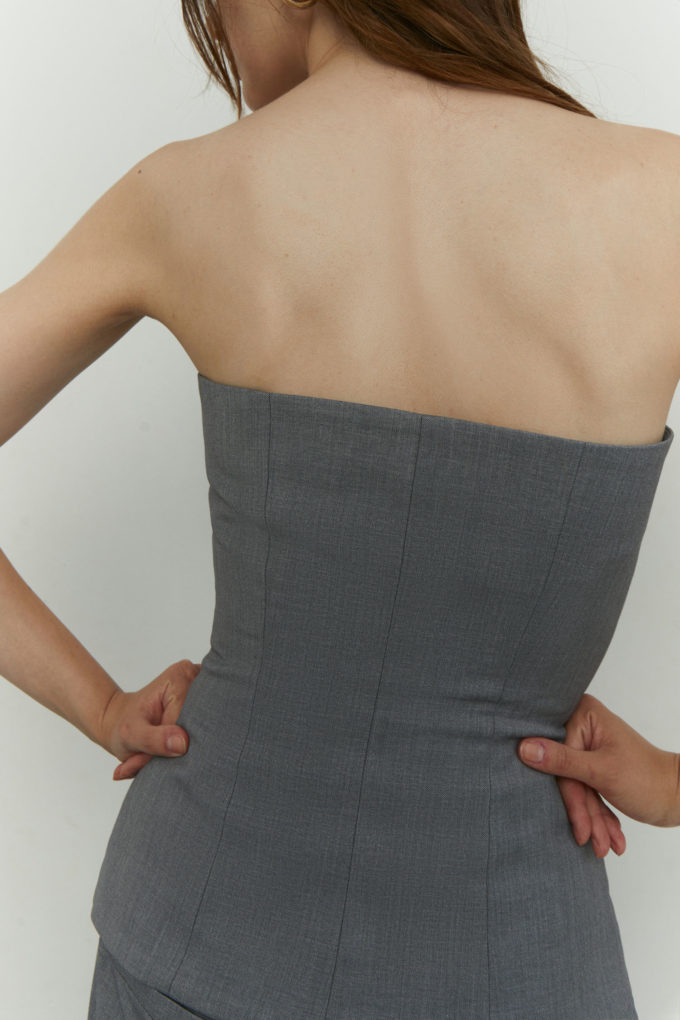 Corset with pockets in gray photo 2