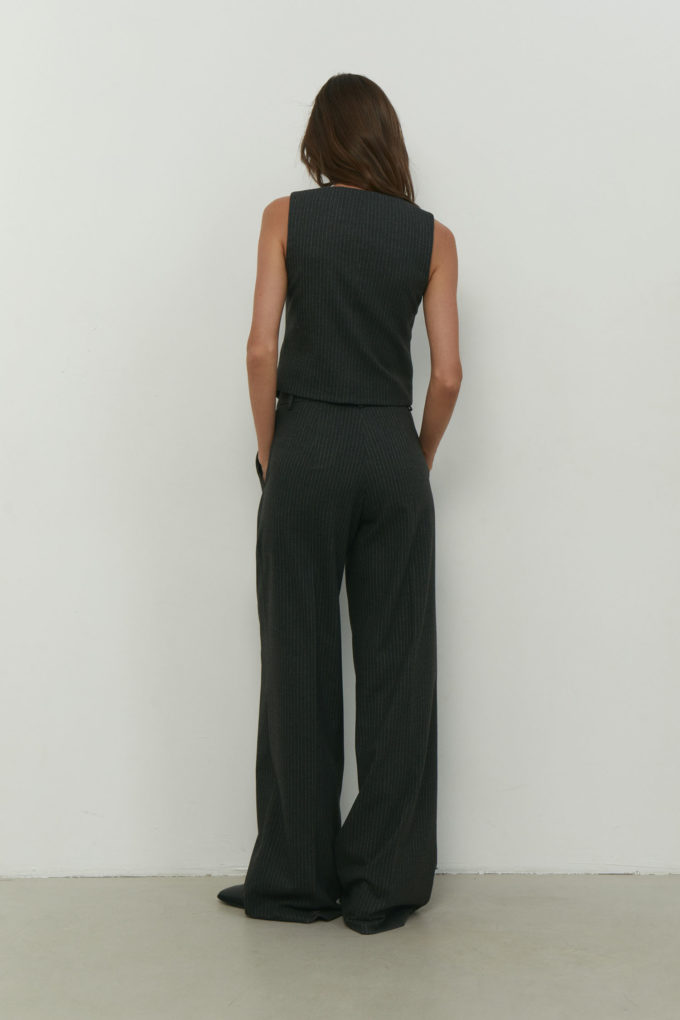 Low-waisted palazzo pants with stripes in dark grey photo 3