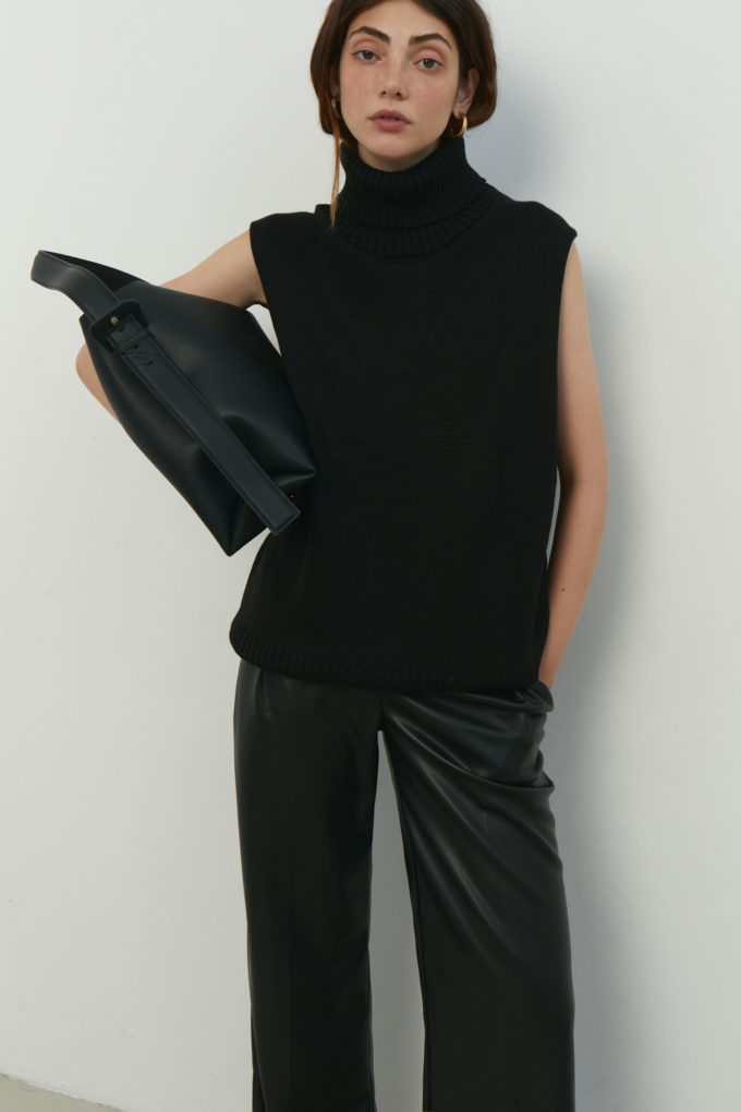 Black woolen vest with free cut photo 3