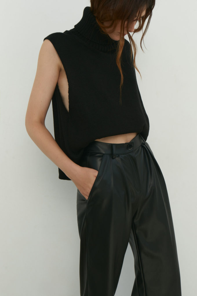 Faux leather palazzo pants with a low fit in black photo 2