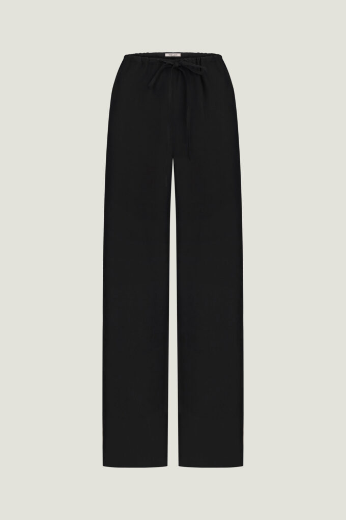 Straight-cut pants in black photo 5