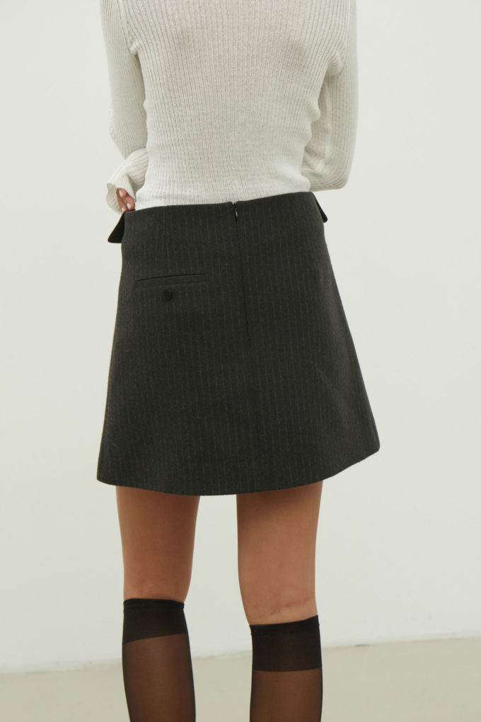 Woolen mini skirt with a decorative neckline in a gray-green stripe photo 3
