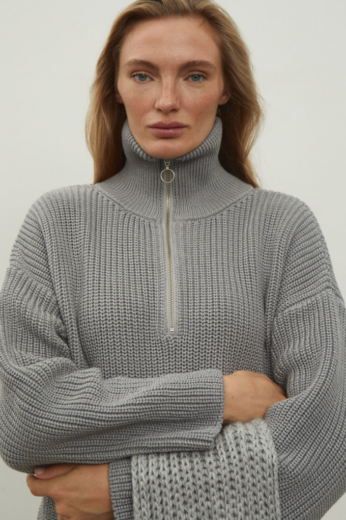 Трикотажний светр оверсайз із блискавкою сірий фото 2