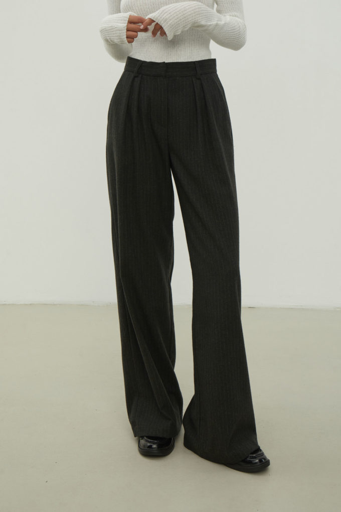 Wool palazzo trousers with a low fit in a gray-green stripe photo 3
