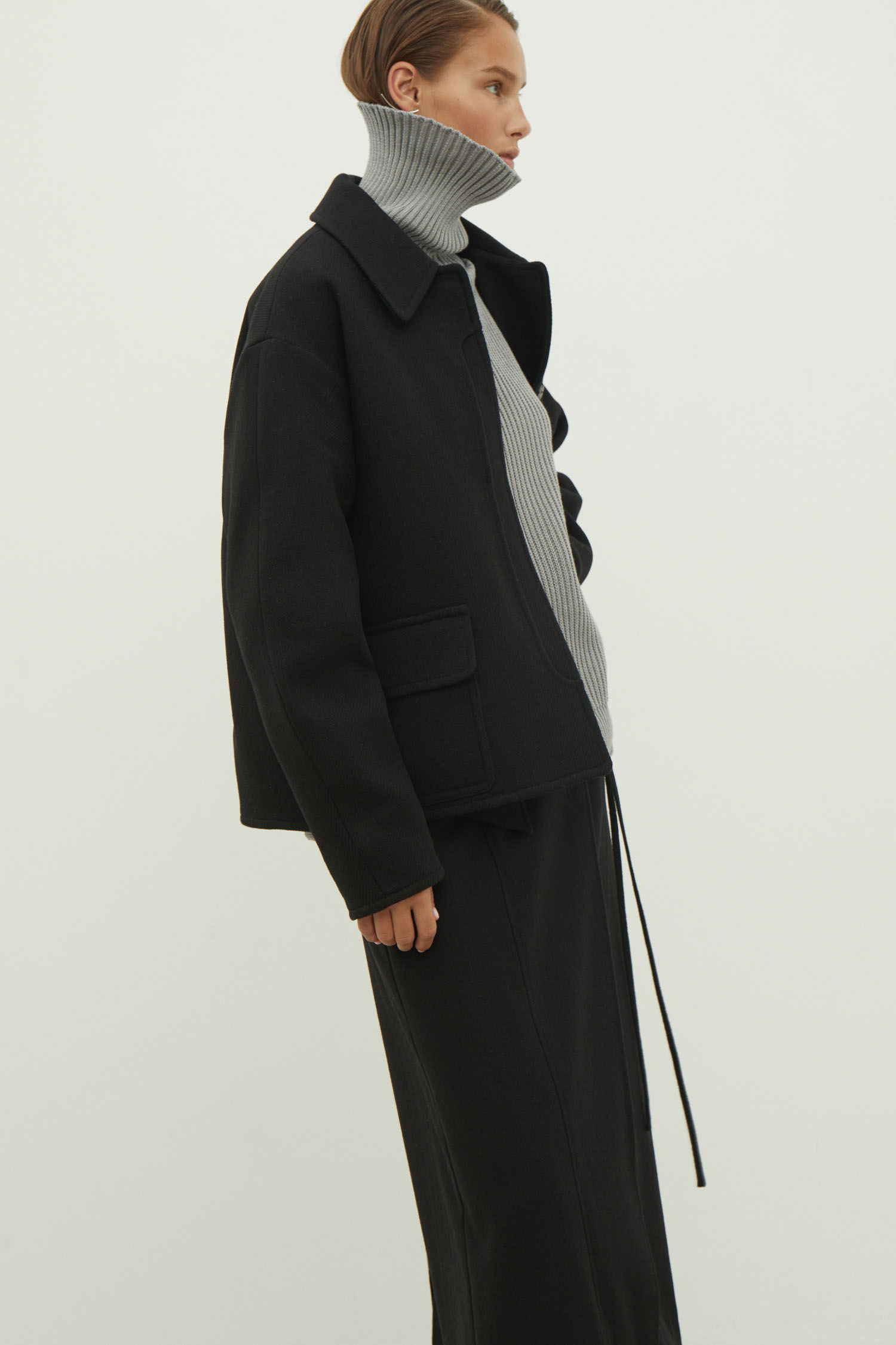 Пальто вовняне вкорочене з накладними кишенями чорне - THE LACE photo 254600