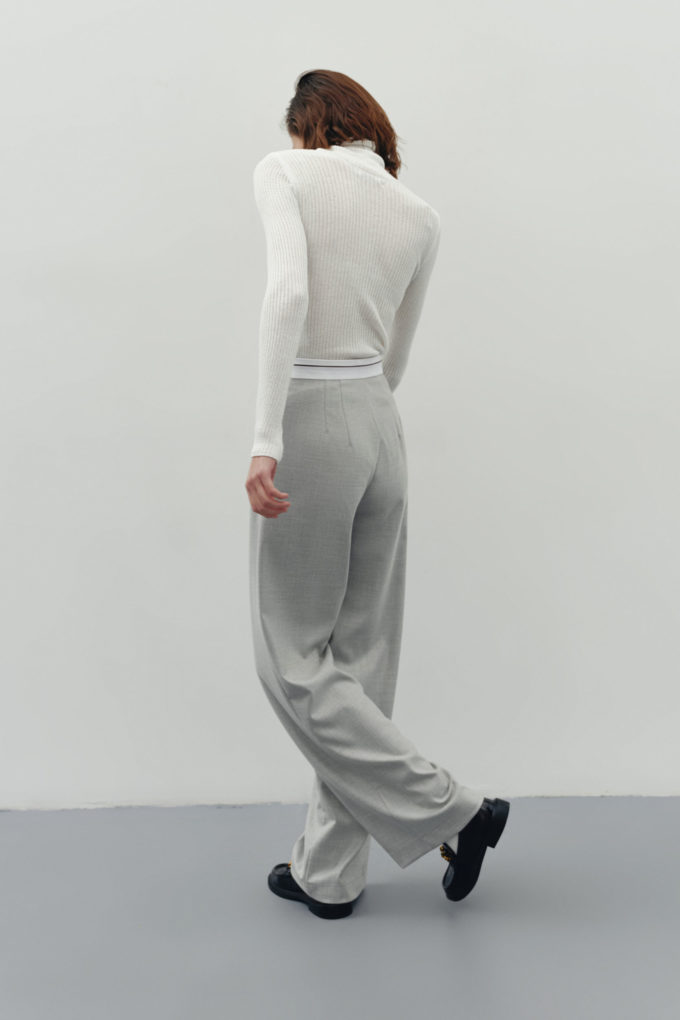 Straight pants with a corset belt in light gray photo 4