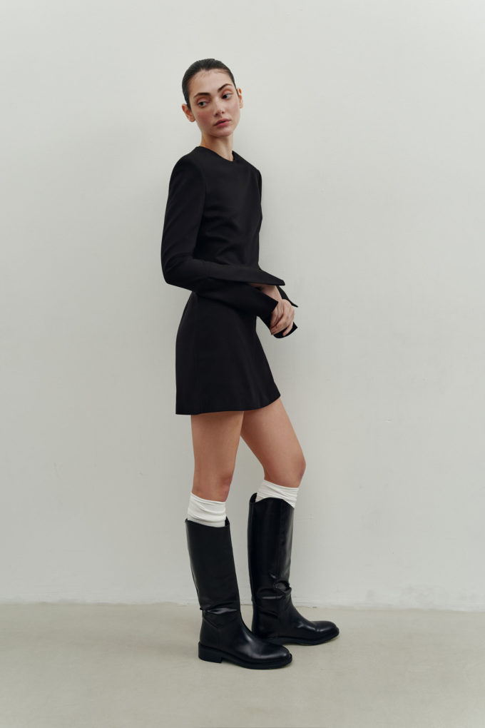 Woolen mini dress with wide cuffs in black photo 4