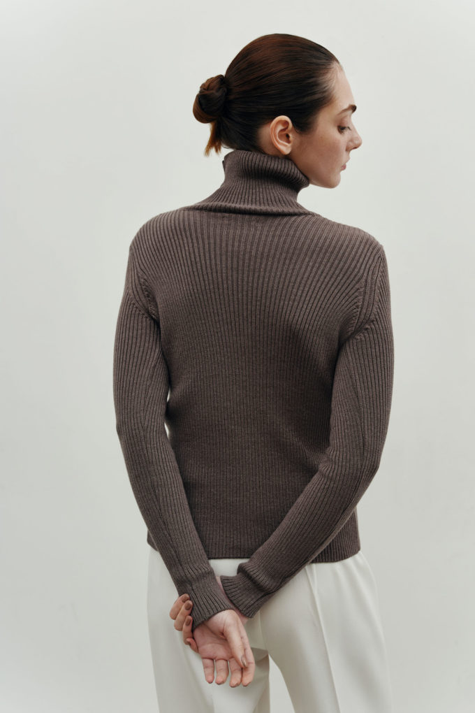 Cappuccino turtleneck photo 3