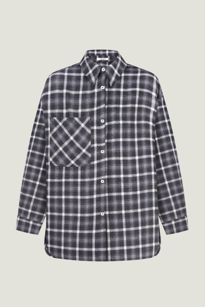 Shirt with patch pocket in white check black photo 4