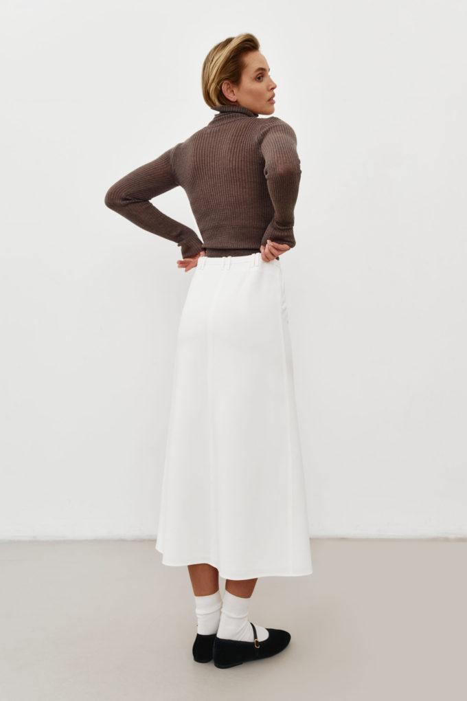 Midi skirt with decorative belt in milk photo 4