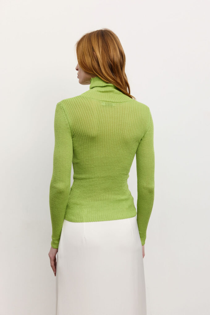Thin ribbed turtleneck in light green photo 3