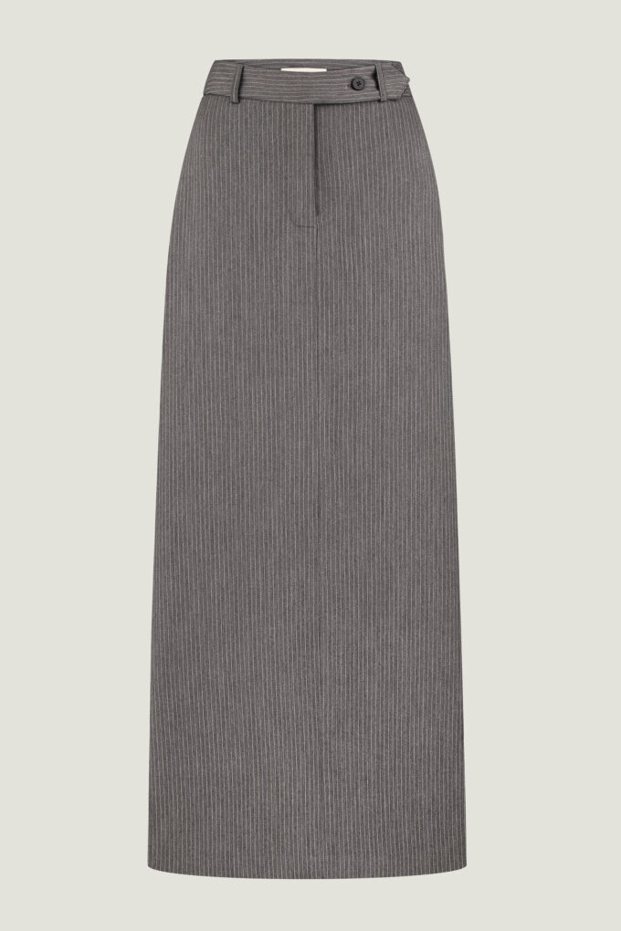 Maxi skirt with a narrow stripe in gray photo 5