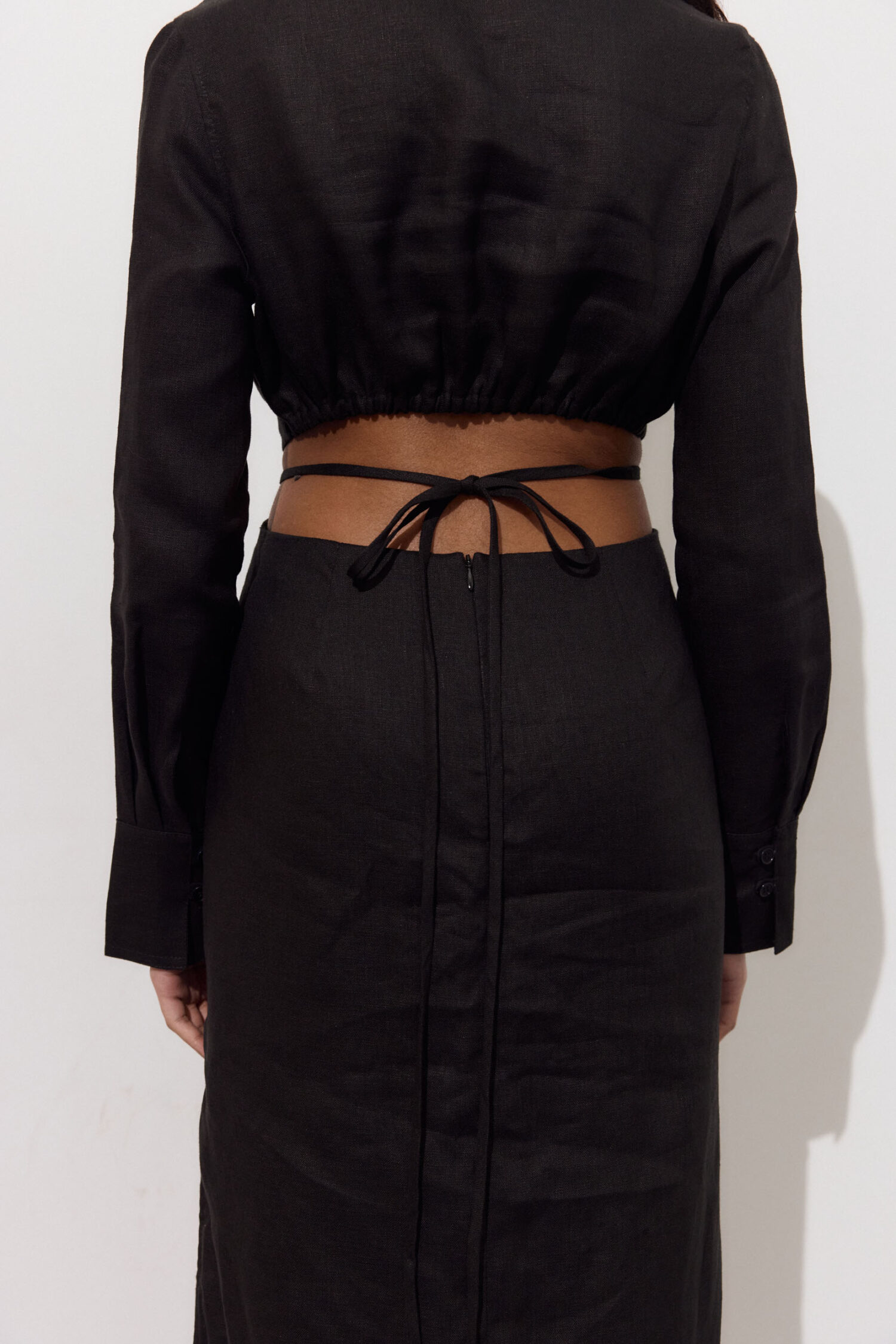 Сукня міді з декоративною талією з льону чорна - THE LACE photo 283197
