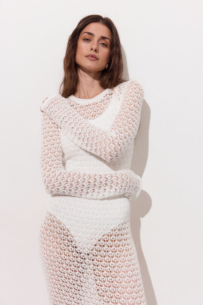 Knitted midi dress with openwork in milk photo 2