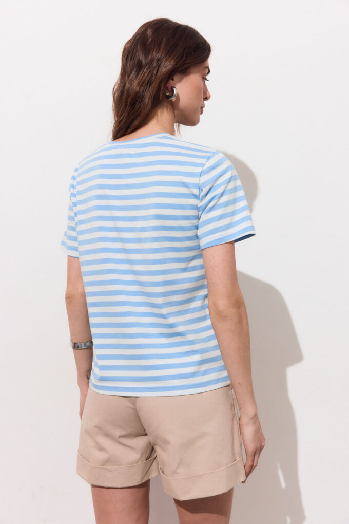 Relaxed fit T-shirt with stripes in blue photo 3