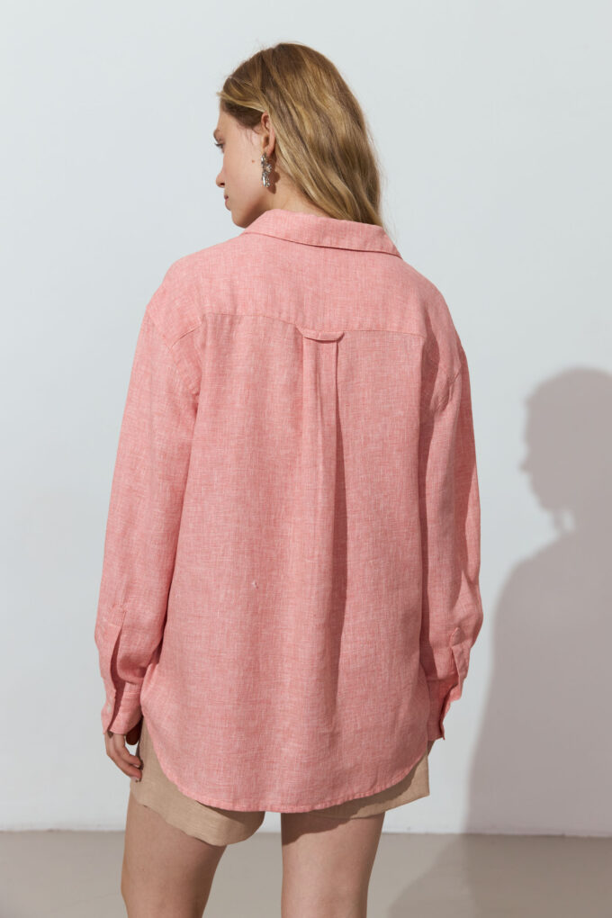 Oversize shirt with linen addition in peach photo 2