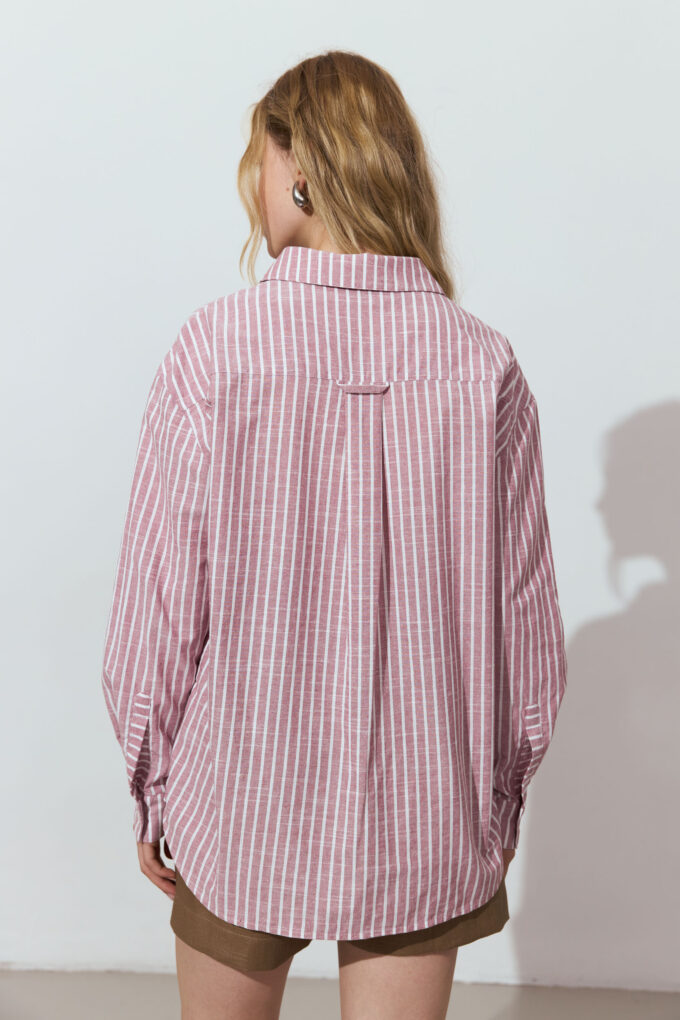 Oversized striped cotton shirt in red photo 3